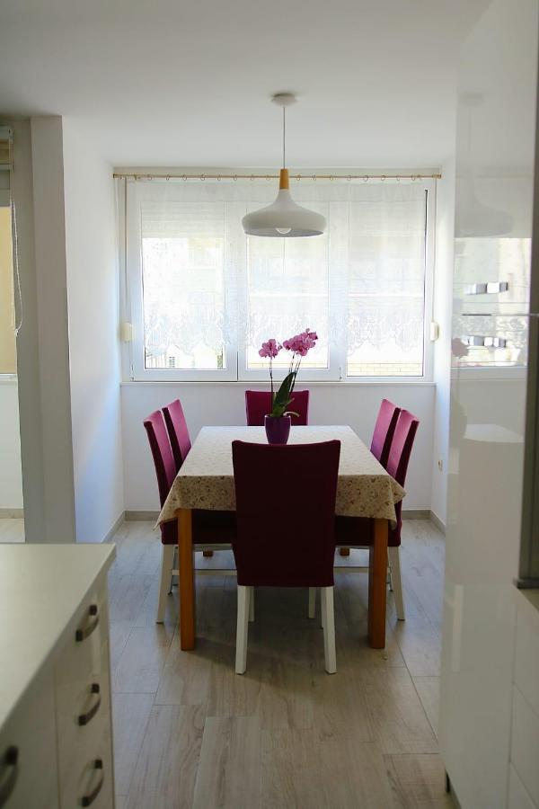 Apartment Glavaric Omis Bagian luar foto