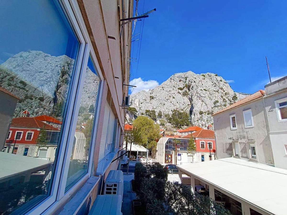 Apartment Glavaric Omis Bagian luar foto